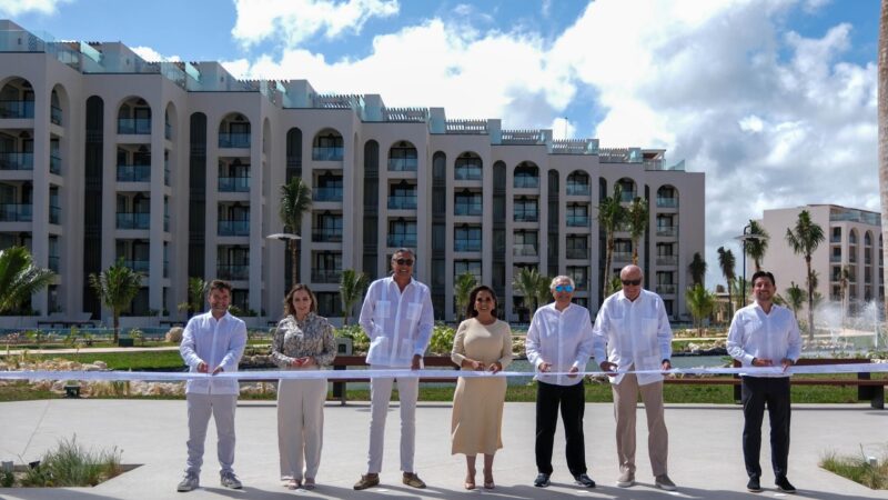 Con una inversión de 220 mdd, inauguran el Hotel Excellence Coral Playa Mujeres.