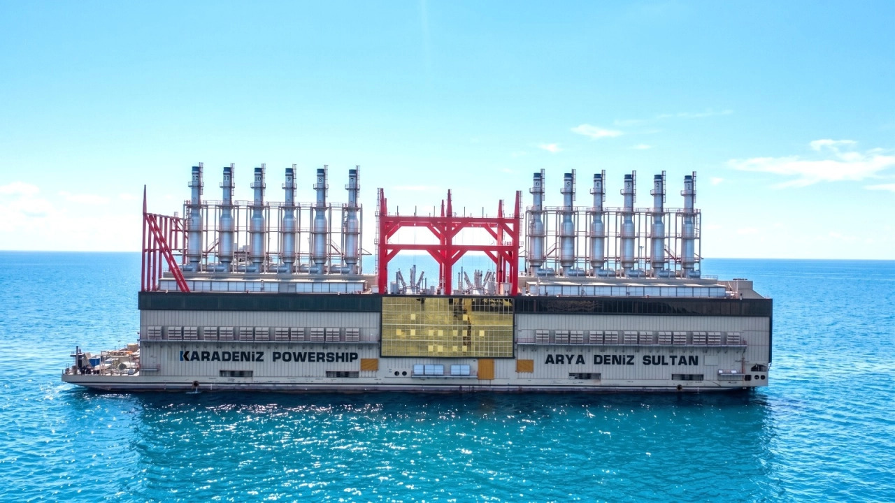 Instalarán central eléctrica flotante de 250 MW frente a costas de Q. Roo.
