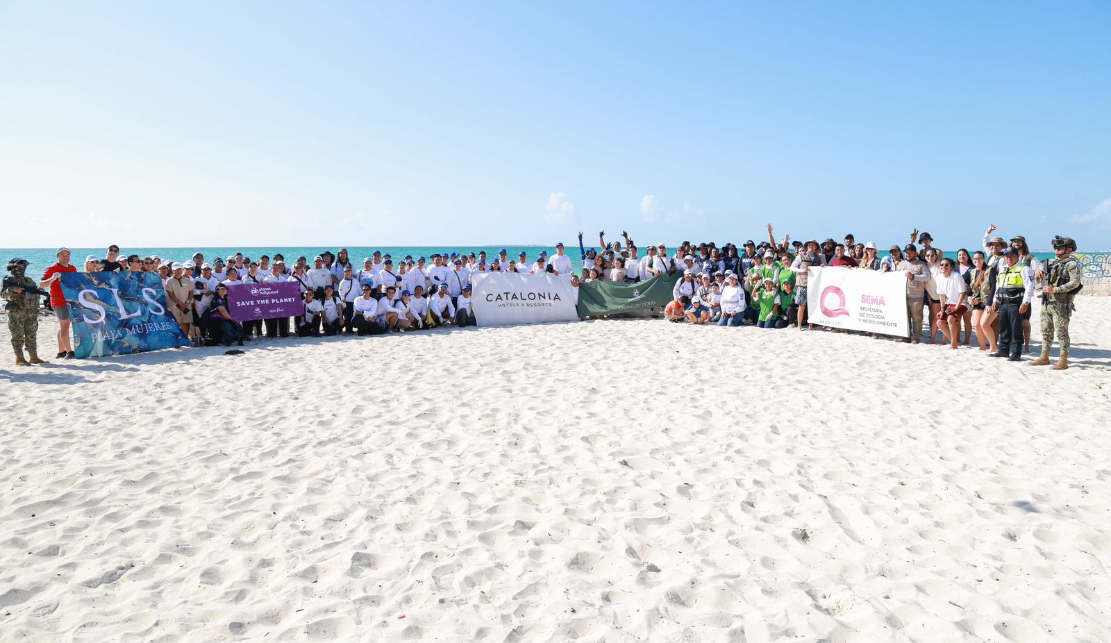 ZOFEMAT Isla Mujeres realiza exitosa Mega Brigada de Limpieza en Isla Blanca.