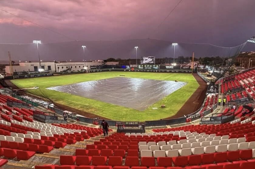 Suspendida la doble cartelera en Campeche.
