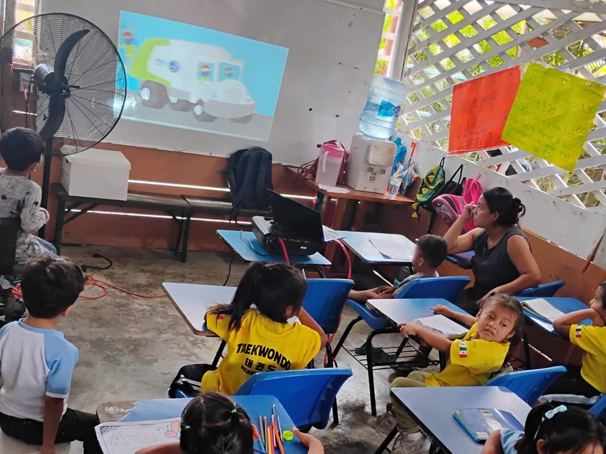 Promueven el cuidado del medio ambiente entre niños de Tulum.