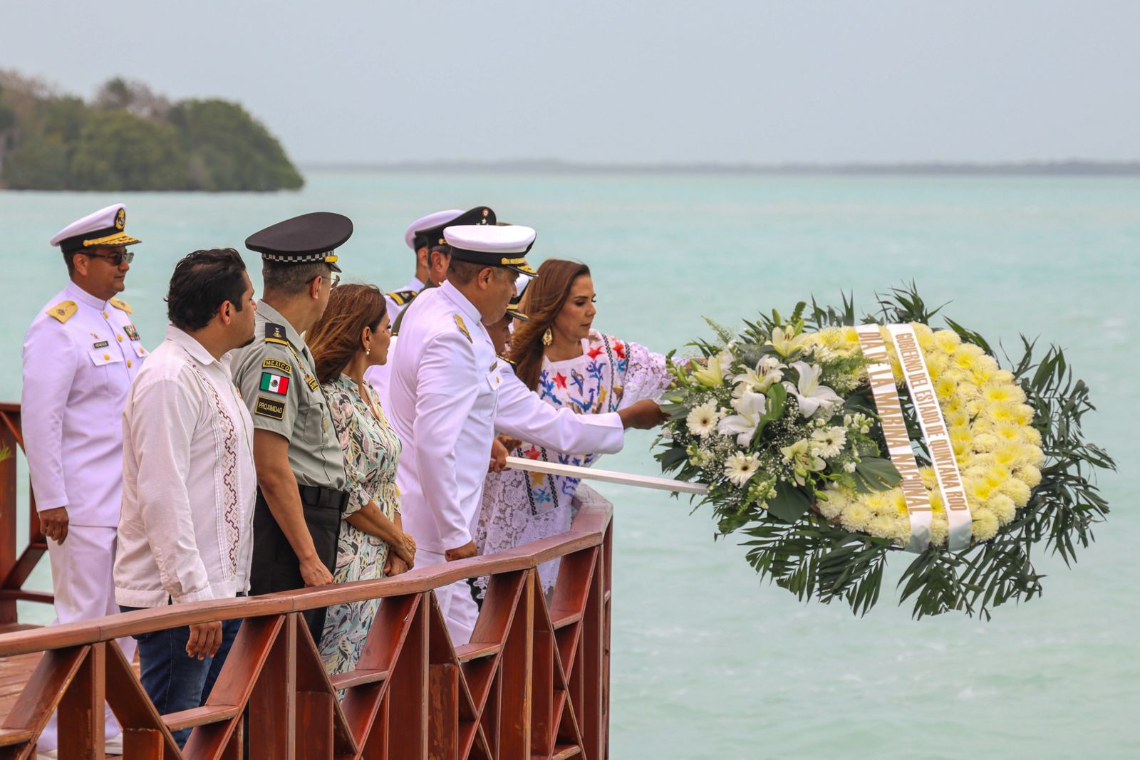 Conmemoran el Día de la Marina Nacional.