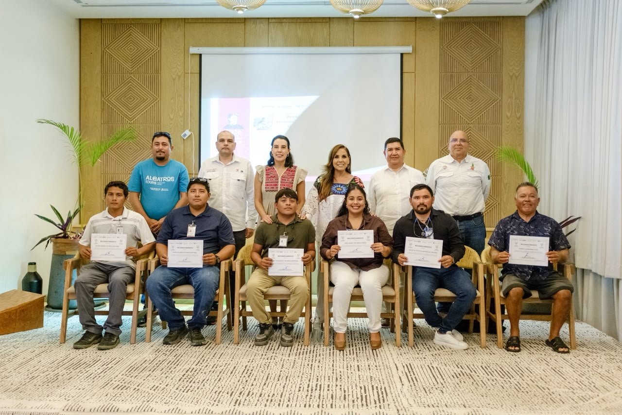 Entregan 195 credenciales a prestadores de servicios del Parque del Jaguar.